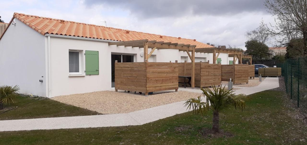 Au Logis des Mûriers Vairé Extérieur photo